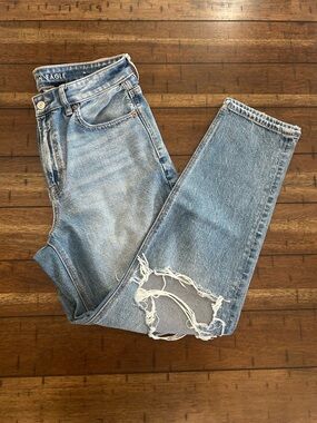 American Eagle Light Blue Distressed Mom Jeans